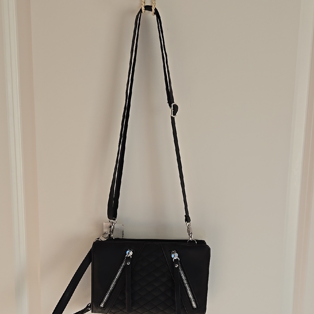 Nicole Miller Elegant Black Quilted Crossbody Wallet NWT